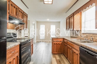 2228 Cedarcrest Dr in Birmingham, AL - Building Photo - Building Photo