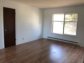 200 E Harms Dr, Unit A1 in Westport, WA - Foto de edificio - Building Photo