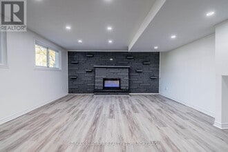 22 Chantler Rd in Welland, ON - Building Photo - Building Photo