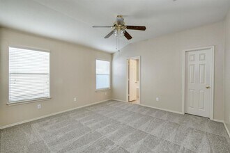 13613 Lyndon B Johnson St in Manor, TX - Building Photo - Building Photo