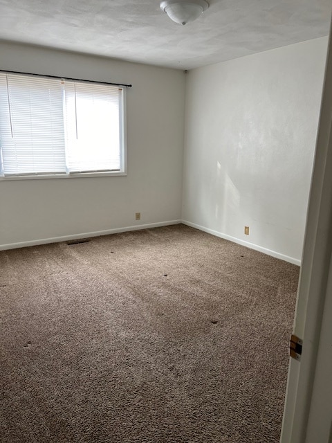 610 W Main St, Unit 2 in Marshalltown, IA - Foto de edificio - Building Photo