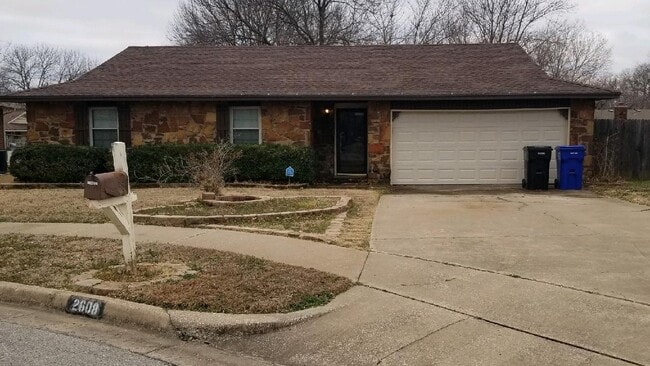 property at 2608 S Sycamore Ave