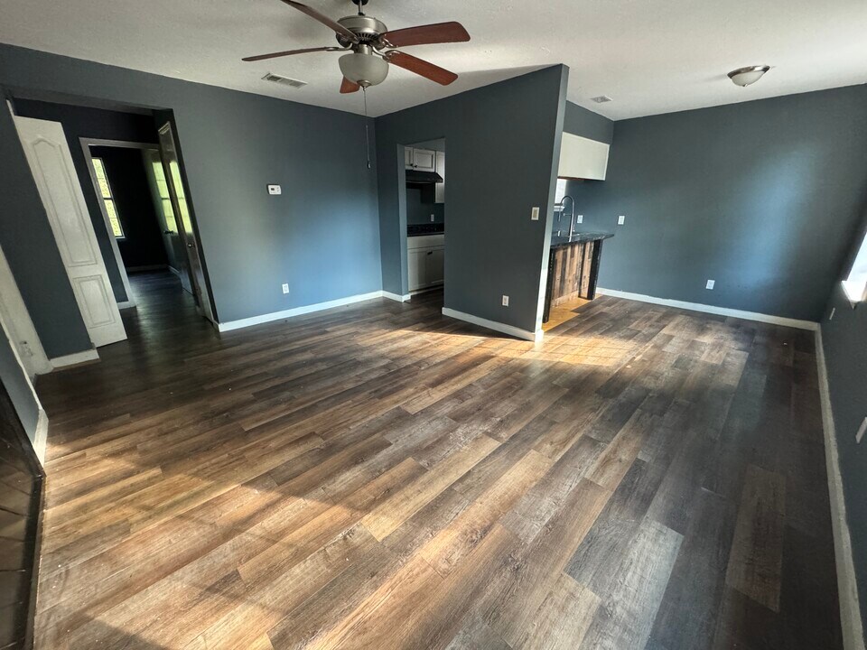 1881 Nekoma Ct, Unit D in Tallahassee, FL - Building Photo