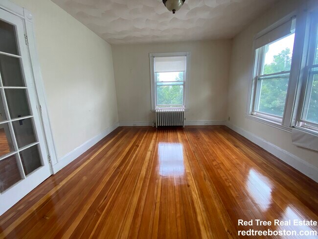 72 Hobson St, Unit 2 in Boston, MA - Building Photo - Building Photo