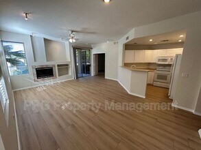 7887 N 16th St in Phoenix, AZ - Building Photo - Building Photo