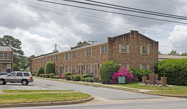 Bayview Manor in Norfolk, VA - Building Photo - Building Photo