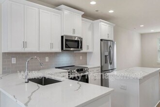 5019 York Park Ln in Charlotte, NC - Building Photo - Building Photo