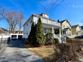 35 Flett Rd, Unit 1 in Belmont, MA - Building Photo