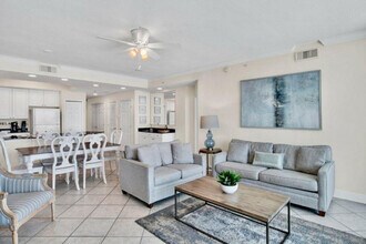 365 E Beach Blvd in Gulf Shores, AL - Building Photo - Building Photo