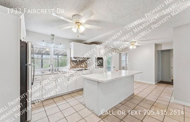 property at 1733 Faircrest Dr