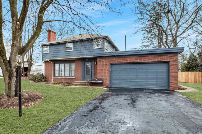 property at 7414 N Crossway Rd