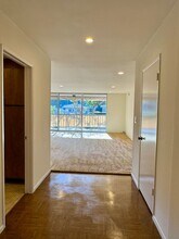 330 W California Blvd in Pasadena, CA - Building Photo - Building Photo