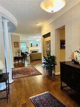 2814 N Strathford Ln in Houston, TX - Building Photo - Building Photo