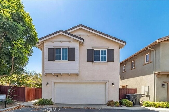 14571 Longwood Ave in Chino, CA - Foto de edificio - Building Photo