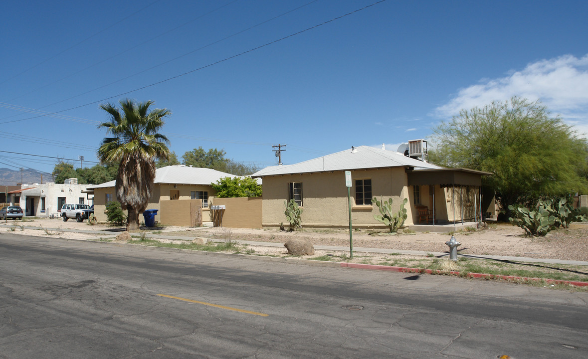 300-304 N Cherry Ave in Tucson, AZ - Building Photo