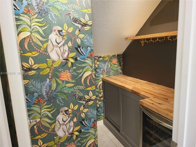 property at 2820 Troubadour St