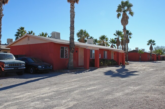 5846 East Twenty-Eighth Street Apartments in Tucson, AZ - Foto de edificio - Building Photo