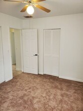 6298 Holiday Dr in Spring Hill, FL - Building Photo - Building Photo