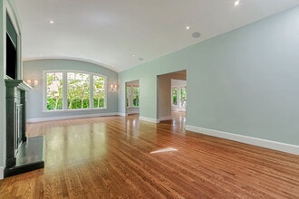 1196 Hamilton Ave in Palo Alto, CA - Building Photo - Building Photo