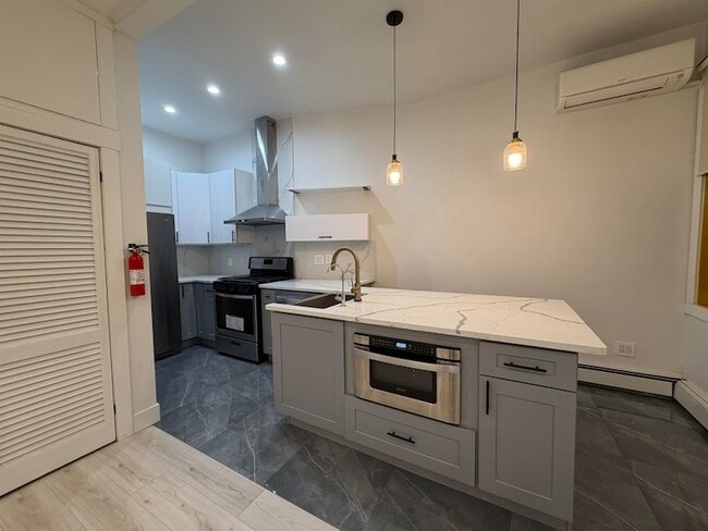 202 48th St in Union City, NJ - Building Photo - Building Photo