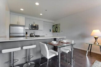 250 Kendall St-Unit -ID1016401P in Cambridge, MA - Building Photo - Building Photo