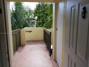 13061 SW 88th Ln in Miami, FL - Building Photo - Building Photo
