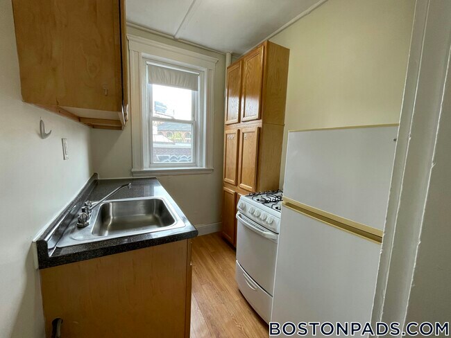 1179 Boylston St in Boston, MA - Building Photo - Building Photo