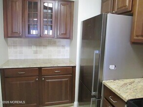 32 Center Ave in Atlantic Highlands, NJ - Building Photo - Building Photo