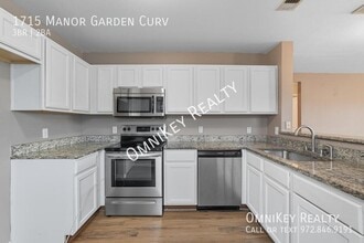 1715 Manor Garden Curve in Greenville, TX - Building Photo - Building Photo