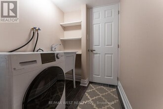 180 Holborne Ave in Toronto, ON - Building Photo - Building Photo