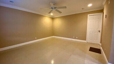 101 SW 3rd Ave in Boca Raton, FL - Building Photo - Building Photo