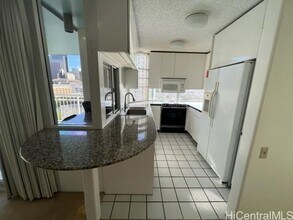 1212 Nuuanu Ave in Honolulu, HI - Building Photo - Building Photo