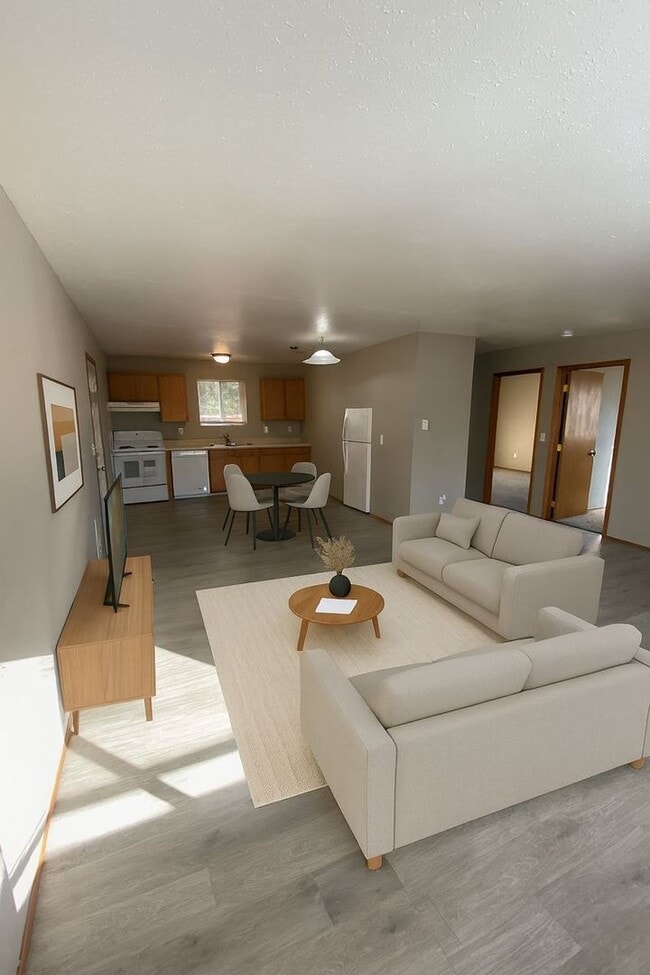 property at 413 S 5th St