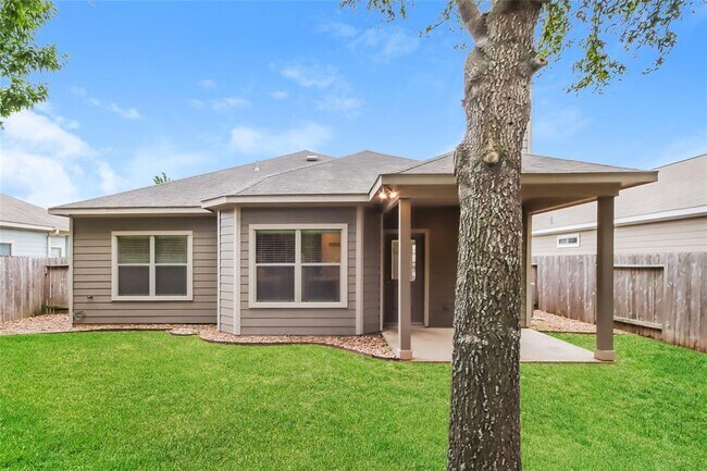 2038 Lost Pine Ct in Conroe, TX - Building Photo - Building Photo