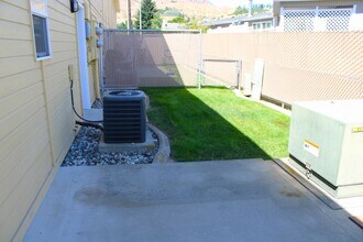 1311 N Western Ave, Unit 304 in Wenatchee, WA - Building Photo - Building Photo