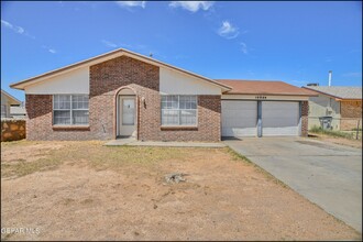 10809 Jadestone St in El Paso, TX - Building Photo - Building Photo