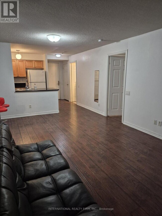 61 Town Centre Court in Toronto, ON - Building Photo - Building Photo