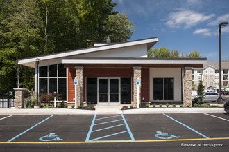 The Reserve at Becks Pond in Newark, DE - Foto de edificio - Building Photo