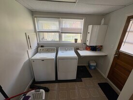 401 Main St, Unit 401AMainStDenverPA in Denver, PA - Building Photo