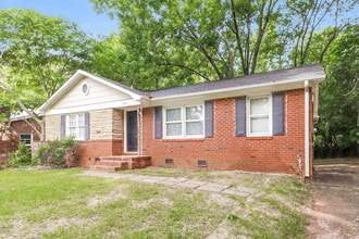 2812 Denview Ln in Charlotte, NC - Building Photo - Building Photo