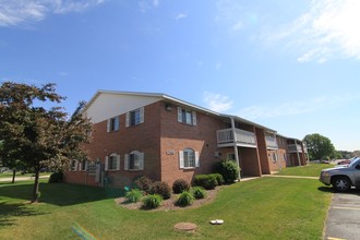 Maplewood in De Pere, WI - Foto de edificio - Building Photo