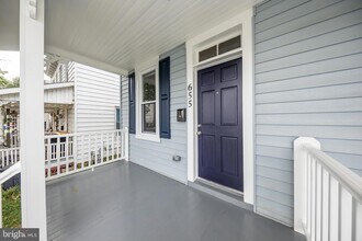 655 Bourbon St in Havre De Grace, MD - Foto de edificio - Building Photo