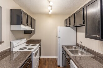 Cypress Creek Townhomes in Goodlettsville, TN - Foto de edificio - Interior Photo