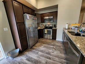 1620 Monterey Rd, Unit 201 in Colorado Springs, CO - Foto de edificio - Building Photo