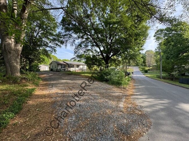 property at 2100 Hemlock Ave