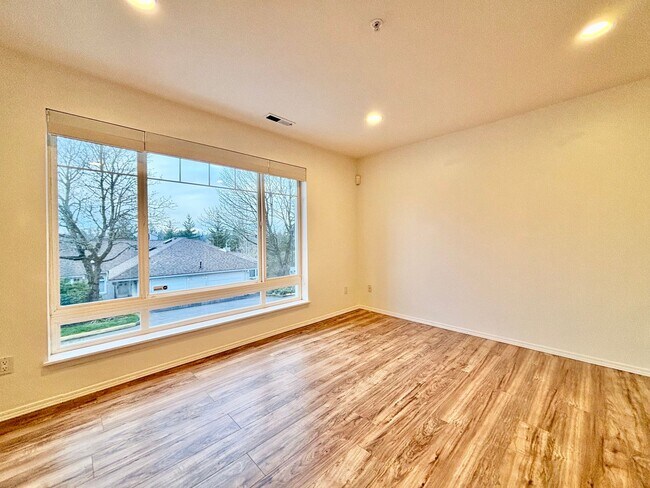 7106 134th Ct SE in Newcastle, WA - Building Photo - Building Photo