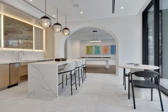 Rone Residences in Houston, TX - Building Photo - Building Photo