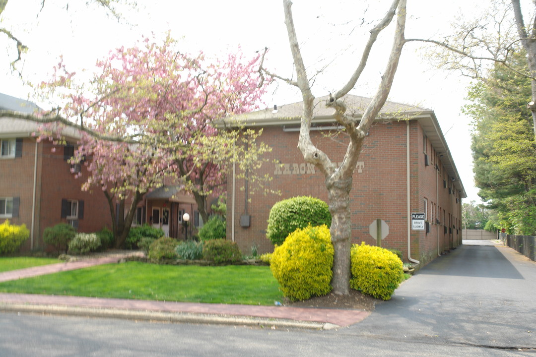 406b Sairs Ave in Long Branch, NJ - Foto de edificio