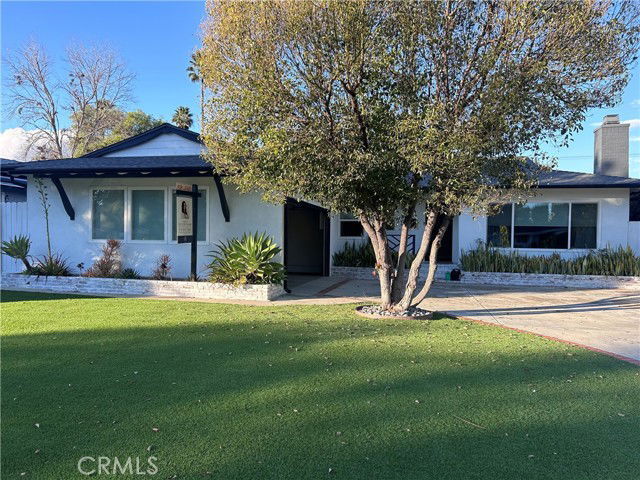 property at 22315 Kittridge St