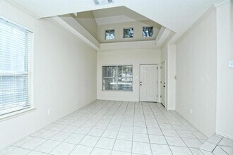 4400 Switch Willo in Austin, TX - Building Photo - Building Photo